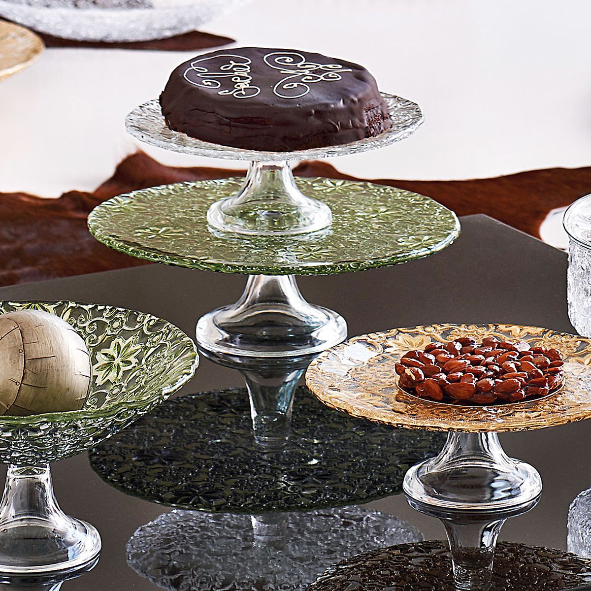 IVV Arabesque Тортовница на ножке 32см