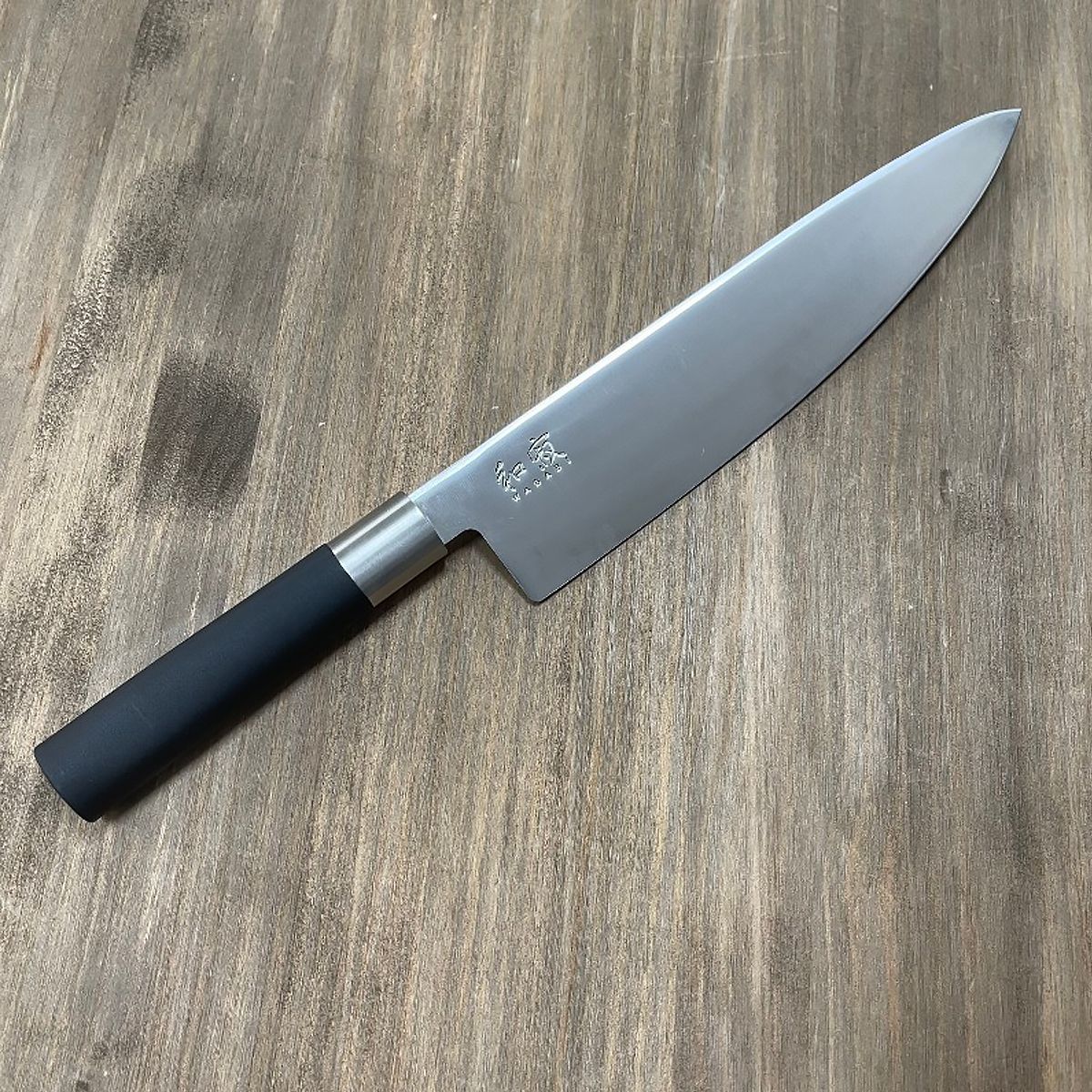 Kai Wasabi Black Нож кухонный 23,5см 