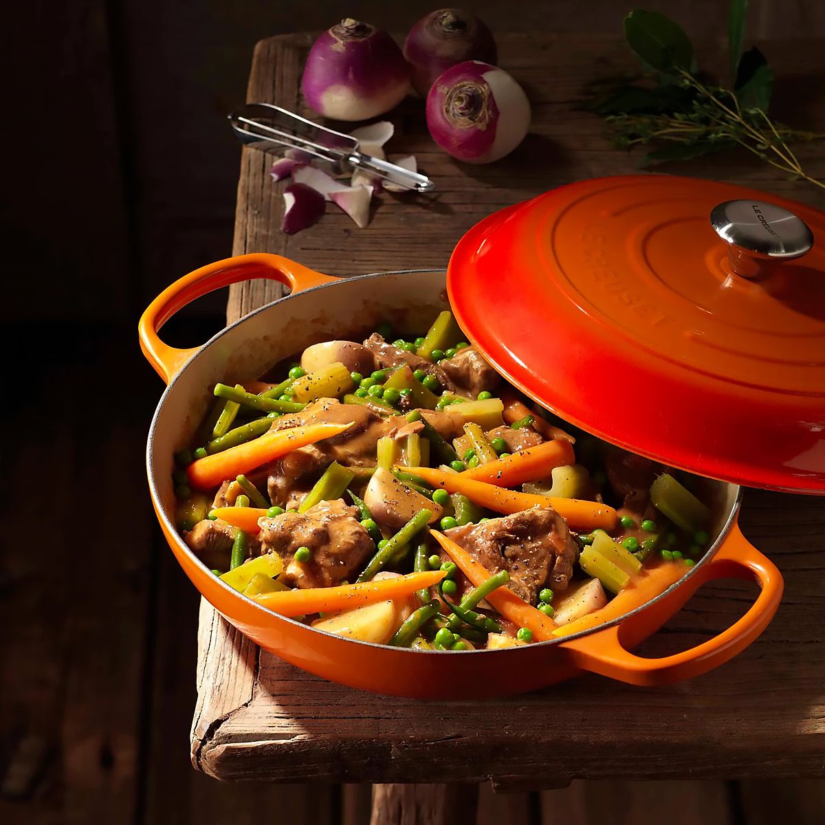 LeCreuset Кастрюля низкая 30см 3,5л оранжевая