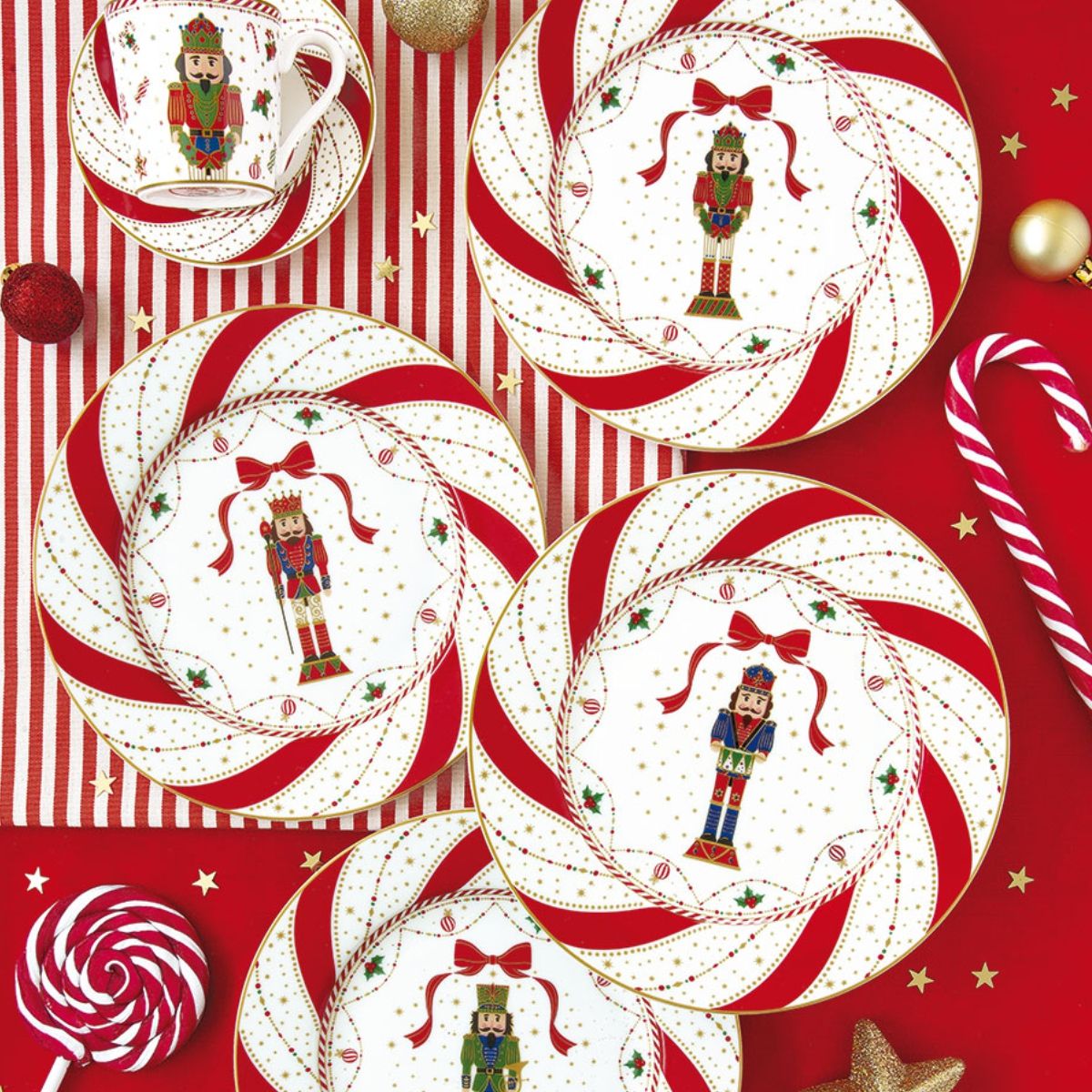 EL Nutcracker Twist Набор 4 тарелки 19см