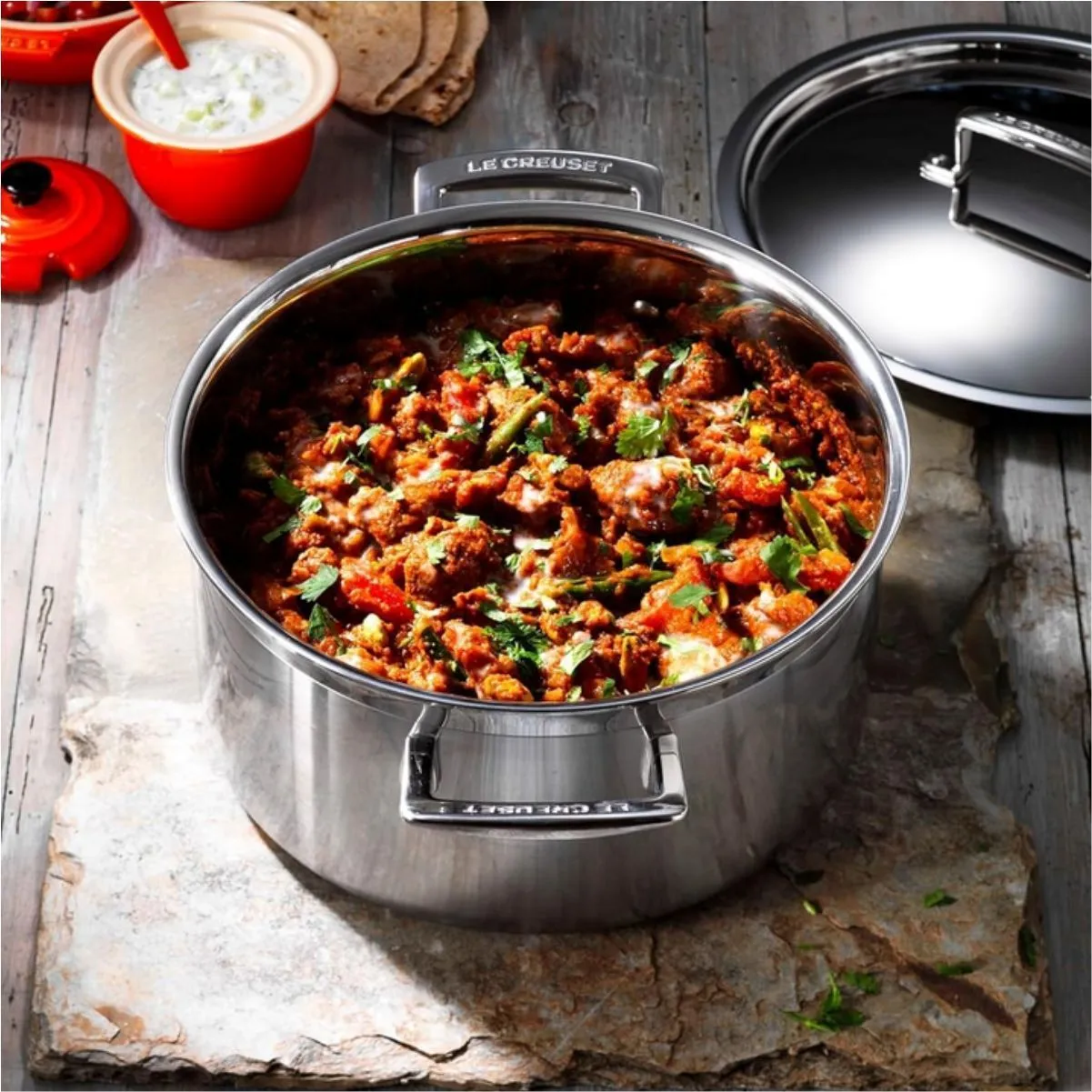 LeCreuset Кастрюля с крышкой 28х17,5см металл
