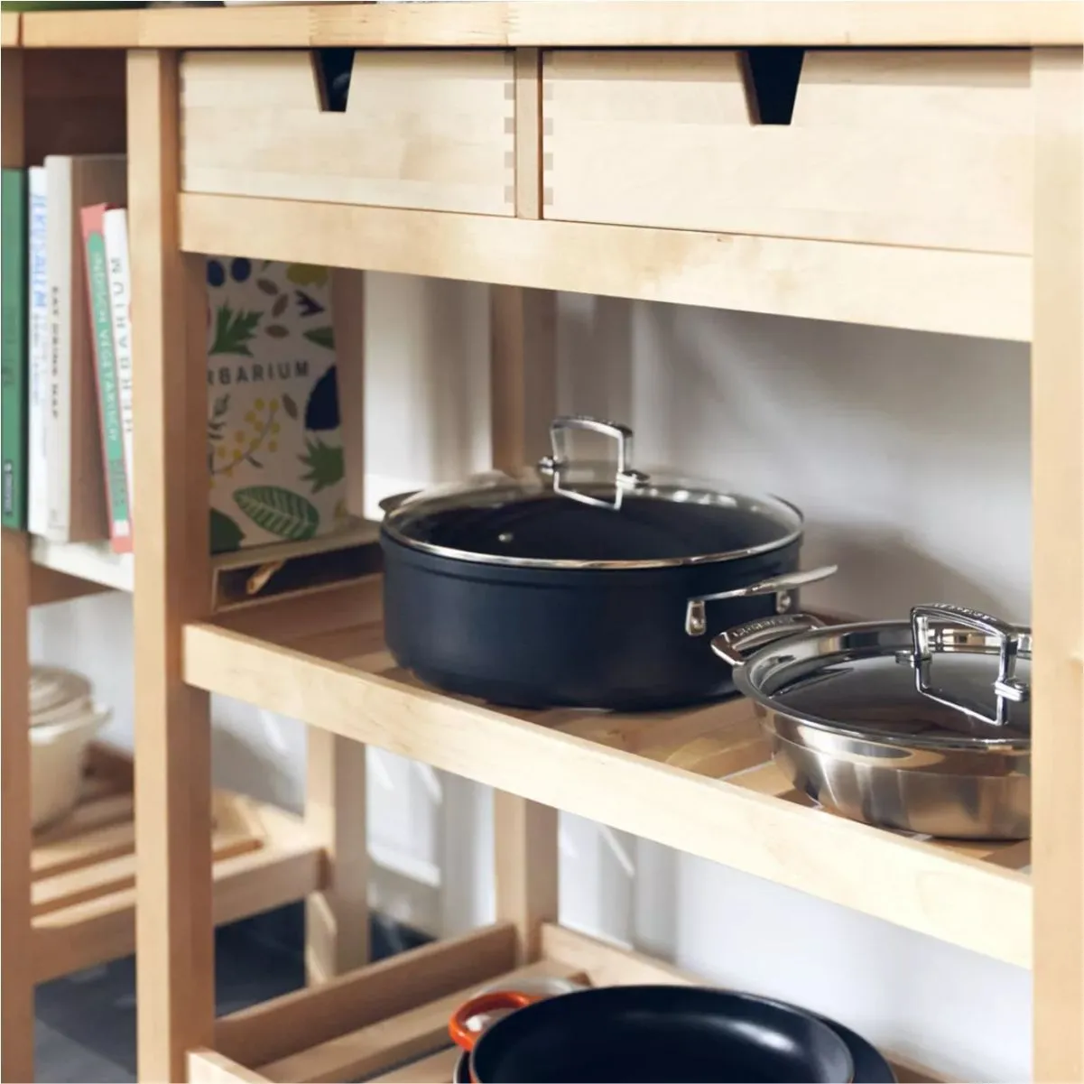 LeCreuset Кастрюля с крышкой 28см 5,4л Non-Stick