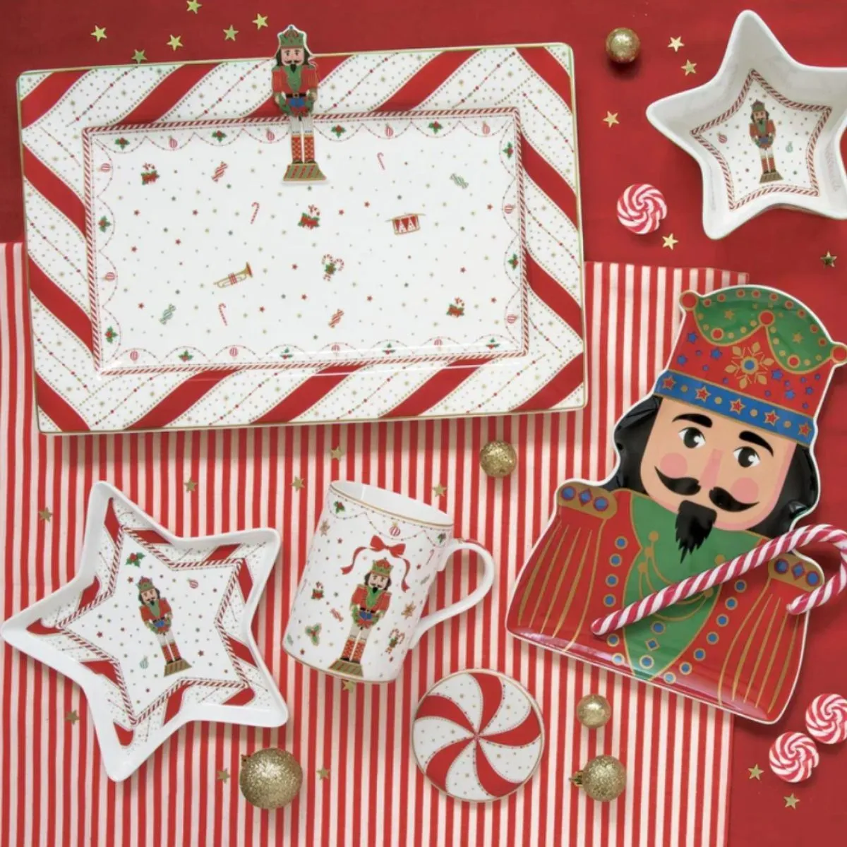 EL Nutcracker Twist Блюдо 36x24см