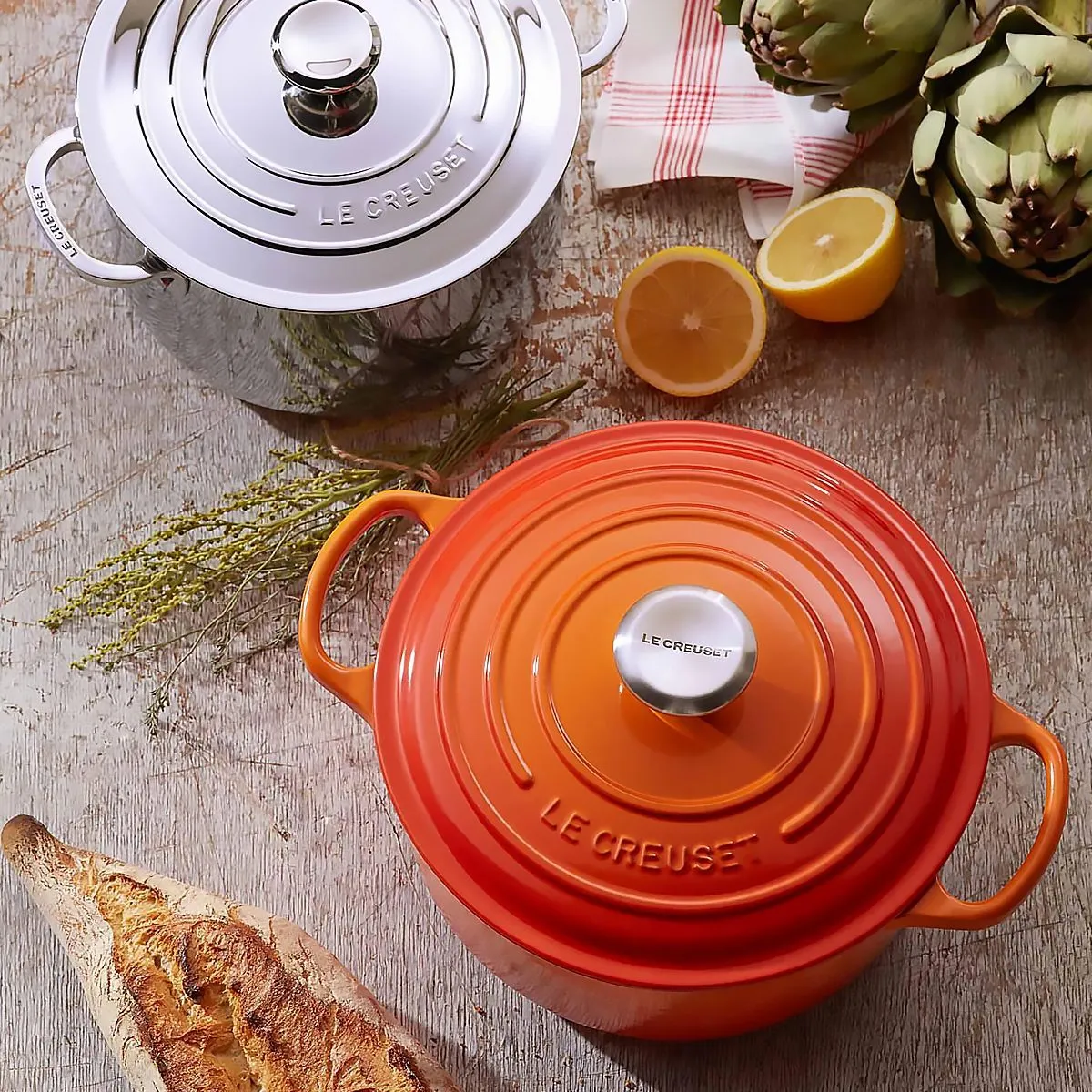 LeCreuset Кастрюля круглая 20см 2,4л оранжевая