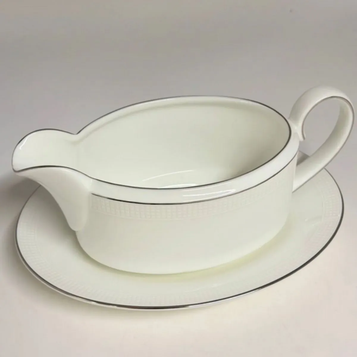WW VERA WANG BLANC SUR BLANC Подставка для соусника